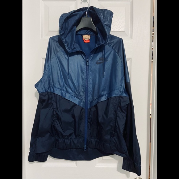 BNWOT MEN NIKE VINTAGE 'OLD SCHOOL' POLYESTER FULL ZIP JACKET NAVY US MEDIUM (M) - Picture 1 of 14